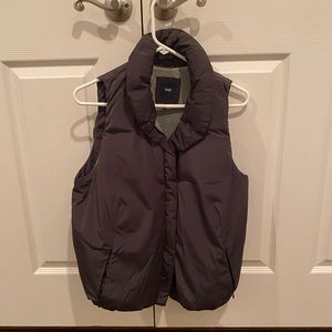 Gap brown puffer vest
